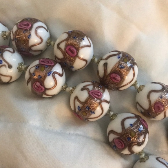 Vintage Venetian Murano Glass Bead Necklace - Picture 4 of 4